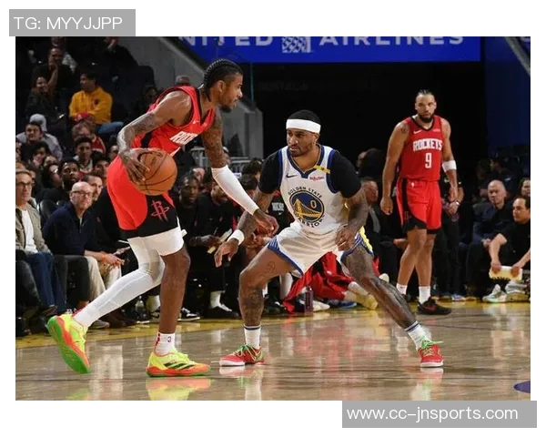 苏群评论乌度卡战术失误小卡接球失误引发热议